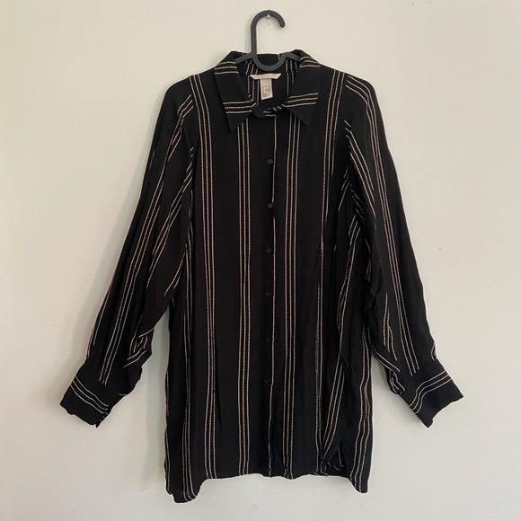 H&M Button Up Oversized Shirt - Picture 1 of 3